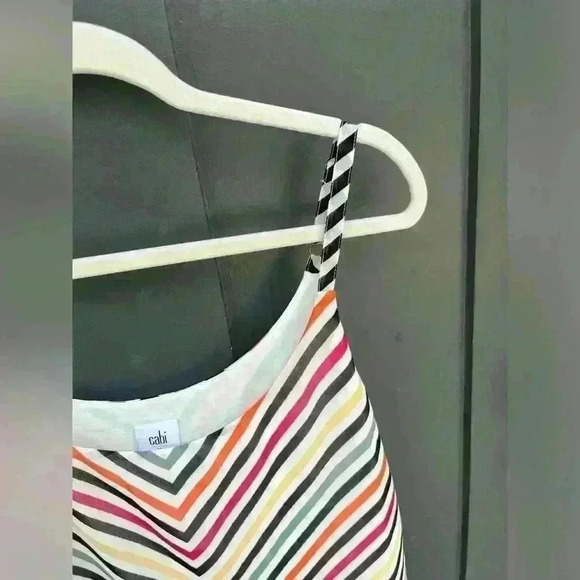 CABI #5042 Stripe Lined Tank Size Medium - Picture 4 of 9